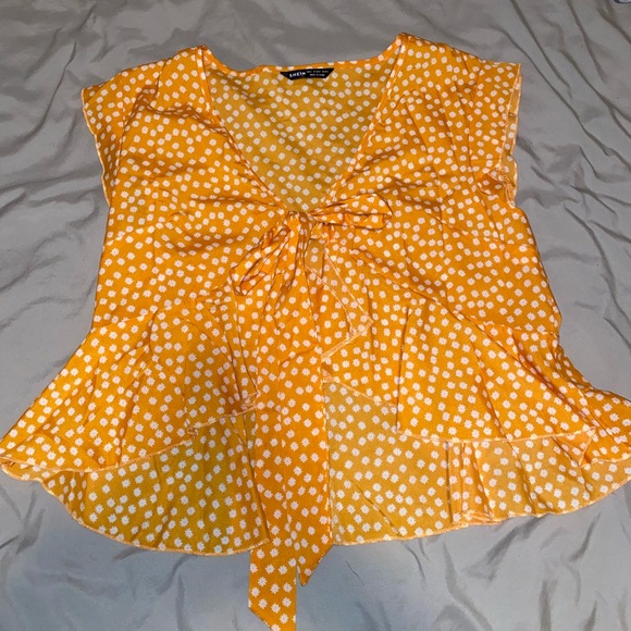 SHEIN floral top - Picture 1 of 2